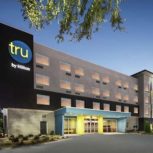 Tru By Hilton Savannah Midtown Ga